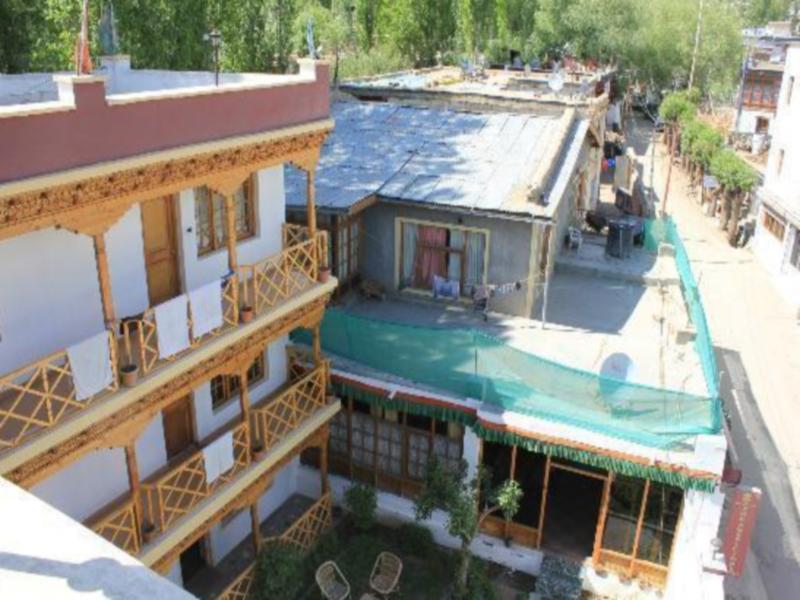 The Auspicious Hotel Leh Buitenkant foto